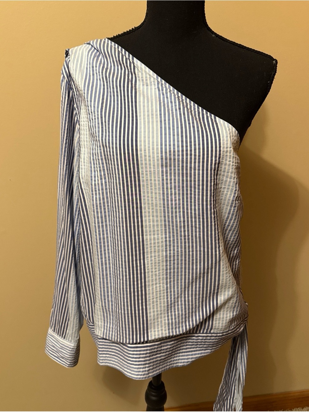 Vineyard Vines Blue and White One-Shoulder Striped Blouse